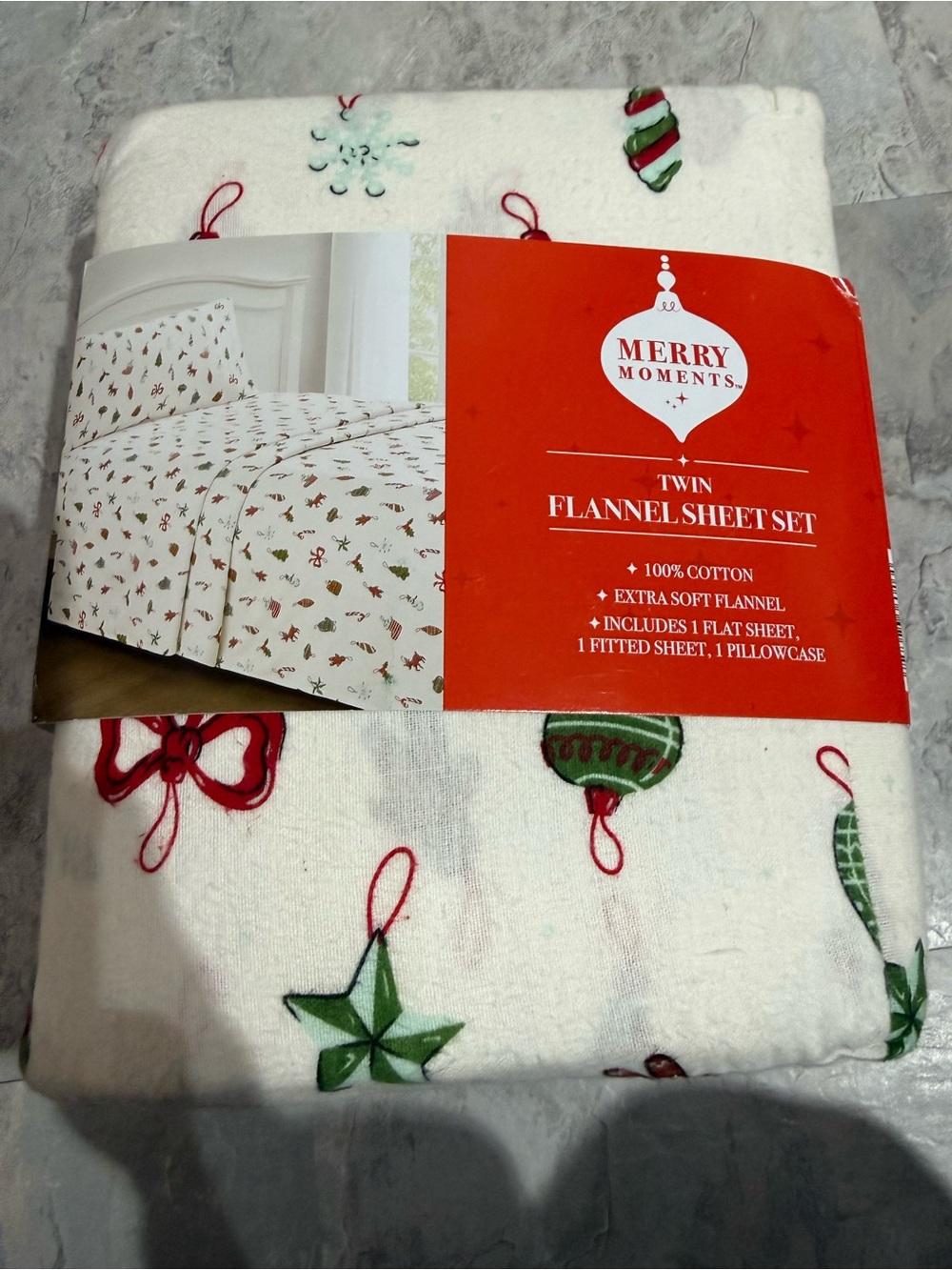 Merry Moments Twin Flannel Sheet Set 100% Cotton Holiday Christmas Ornaments New